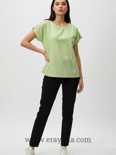 Seamless Shell-Button Green Cotton Top